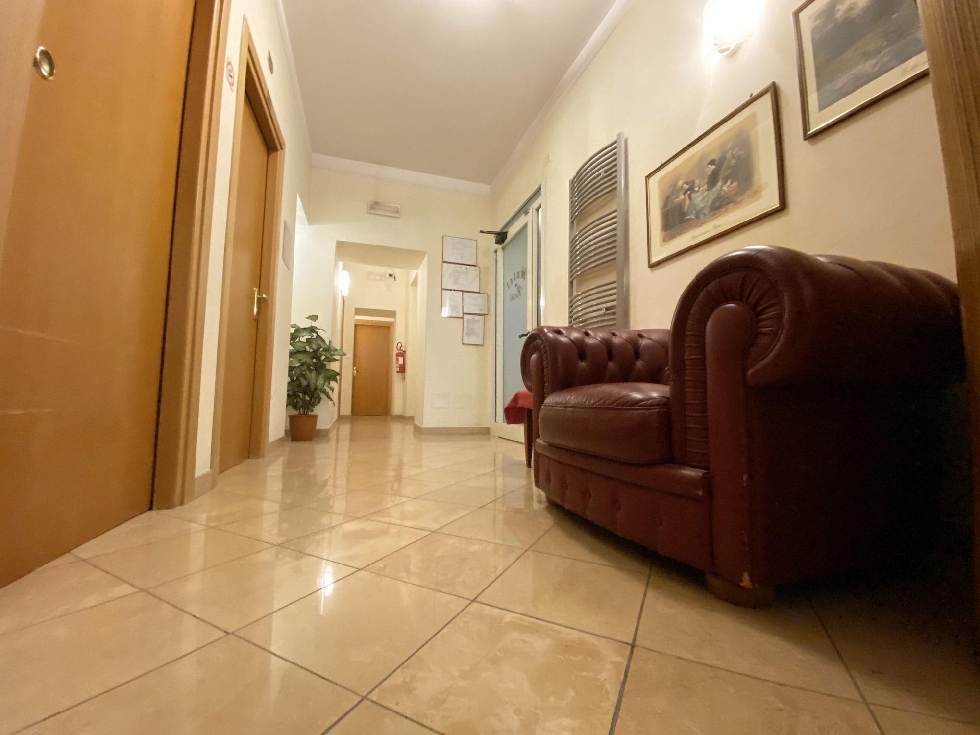 Hotel Resi Рим Екстер'єр фото